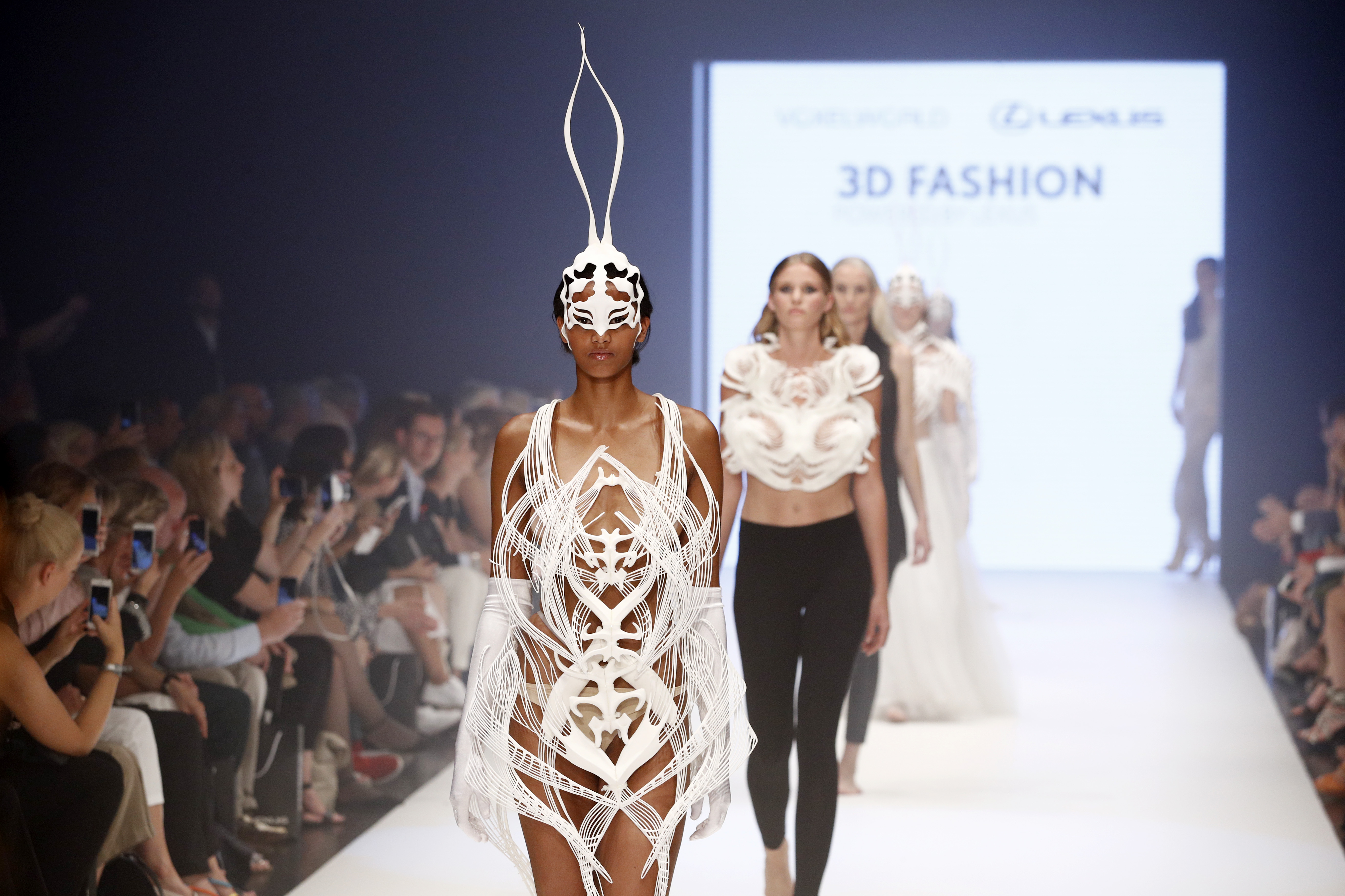 Lexus and VOXELWORLD Present 3D Fashion Show in Germany